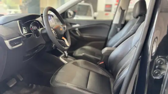 CHEVROLET-TRACKER-2024
