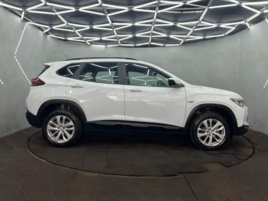 CHEVROLET-TRACKER-2025