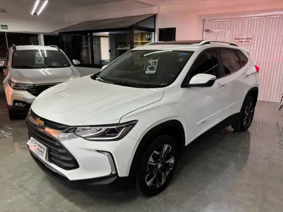 CHEVROLET-TRACKER-2023