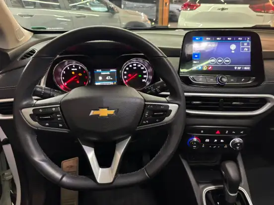CHEVROLET-TRACKER-2023