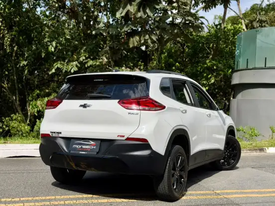 CHEVROLET-TRACKER-2024