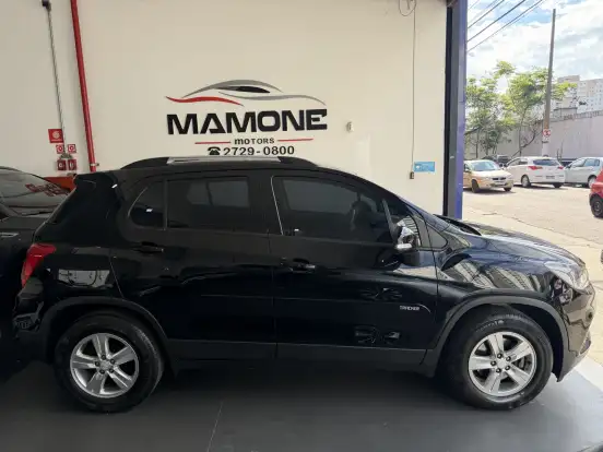 CHEVROLET-TRACKER-2018