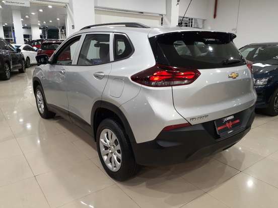 CHEVROLET-TRACKER-2022