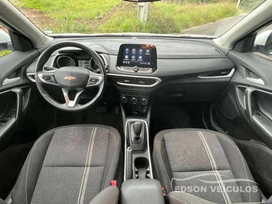 CHEVROLET-TRACKER-2024