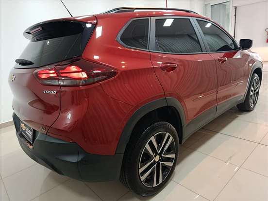 CHEVROLET-TRACKER-2024