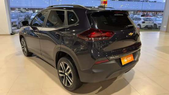 CHEVROLET-TRACKER-2023