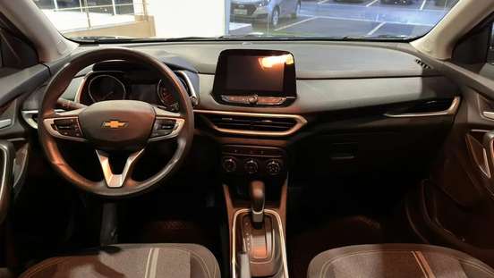 CHEVROLET-TRACKER-2023