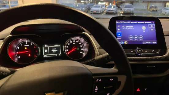 CHEVROLET-TRACKER-2023