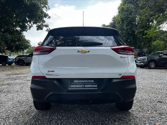 CHEVROLET-TRACKER-2024