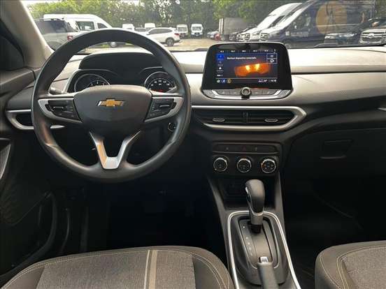 CHEVROLET-TRACKER-2024