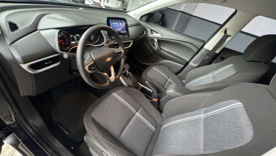 CHEVROLET-TRACKER-2024