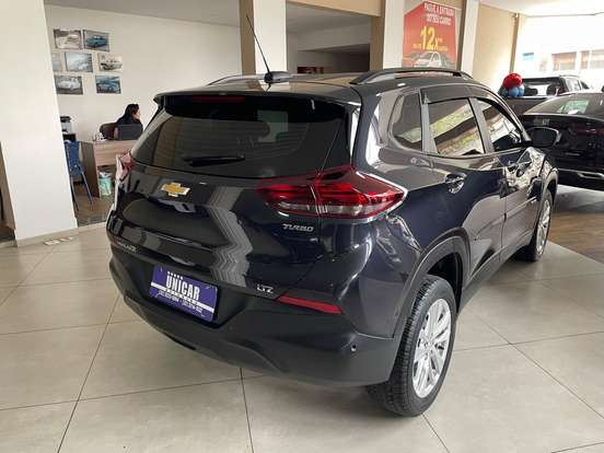 CHEVROLET-TRACKER-2023
