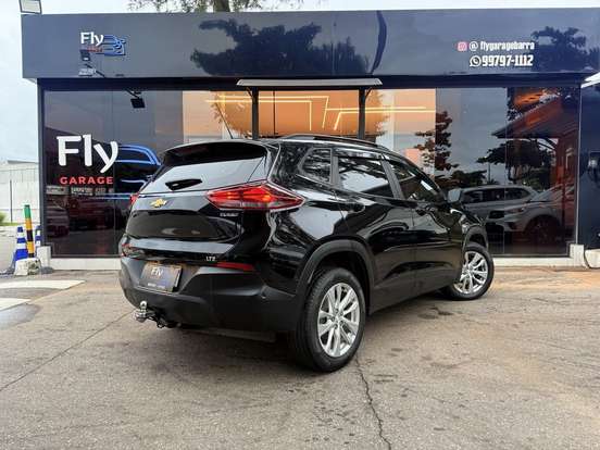 CHEVROLET-TRACKER-2022
