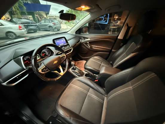 CHEVROLET-TRACKER-2022
