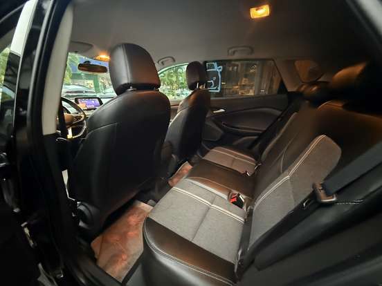 CHEVROLET-TRACKER-2022