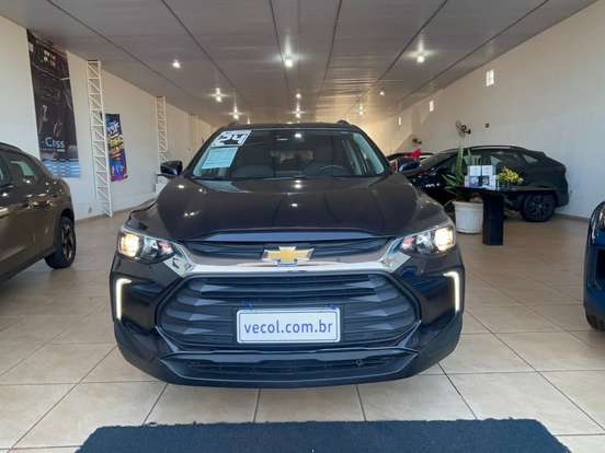 CHEVROLET-TRACKER-2023