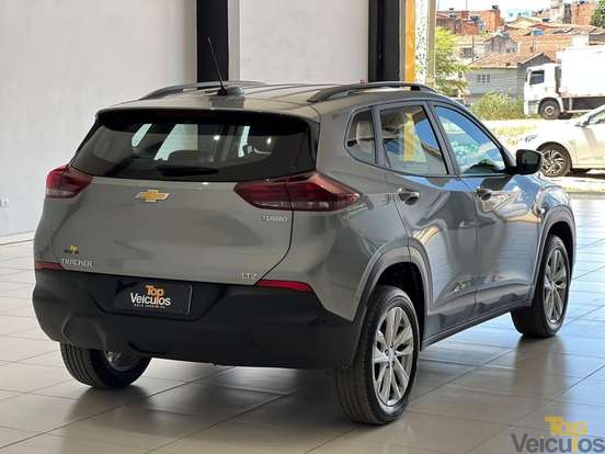 CHEVROLET-TRACKER-2025