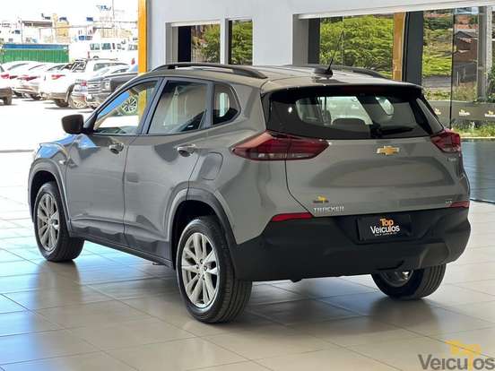 CHEVROLET-TRACKER-2025