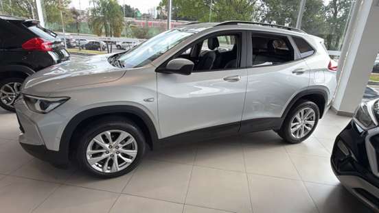 CHEVROLET-TRACKER-2021