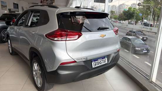 CHEVROLET-TRACKER-2021
