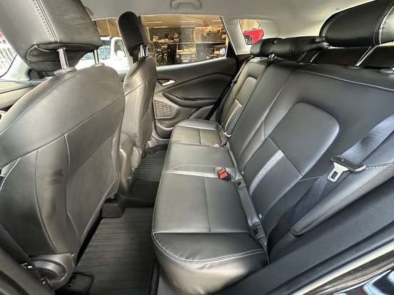 CHEVROLET-TRACKER-2024