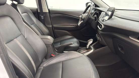 CHEVROLET-TRACKER-2024