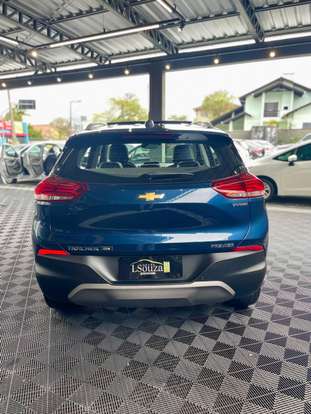 CHEVROLET-TRACKER-2024