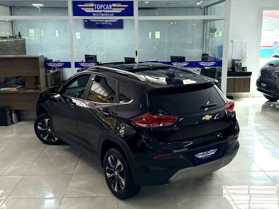 CHEVROLET-TRACKER-2023