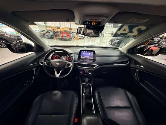 CHEVROLET-TRACKER-2023
