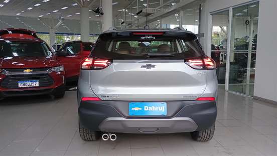 CHEVROLET-TRACKER-2025