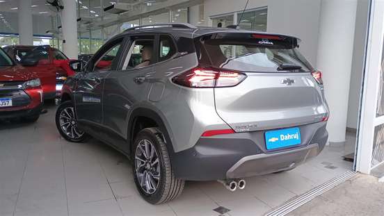 CHEVROLET-TRACKER-2025
