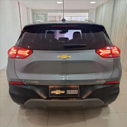CHEVROLET-TRACKER-2023