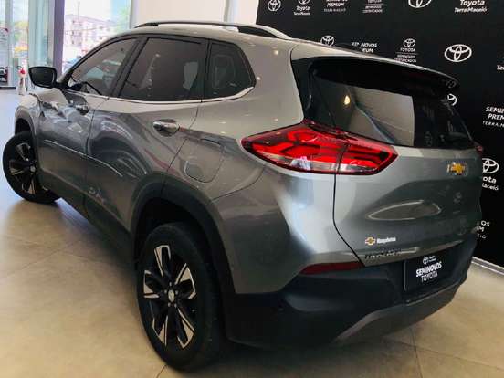 CHEVROLET-TRACKER-2023