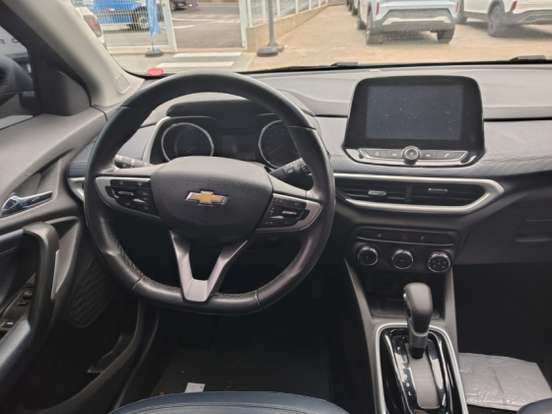 CHEVROLET-TRACKER-2022