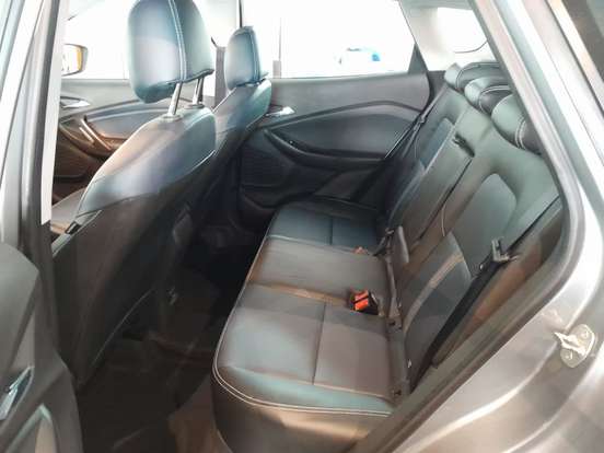 CHEVROLET-TRACKER-2024