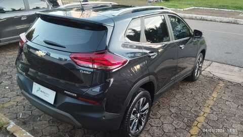 CHEVROLET-TRACKER-2023