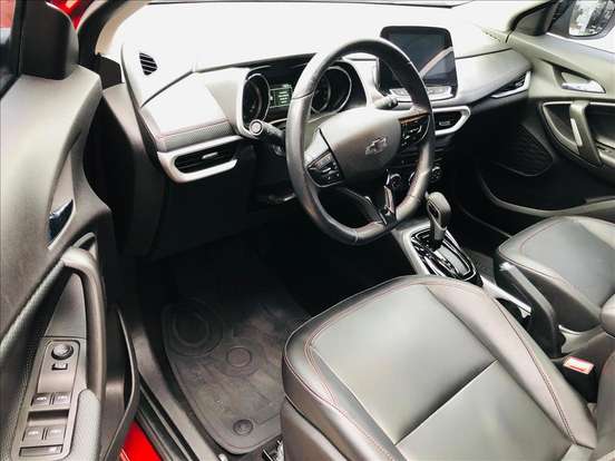 CHEVROLET-TRACKER-2023