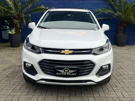 CHEVROLET-TRACKER-2019