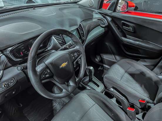 CHEVROLET-TRACKER-2017