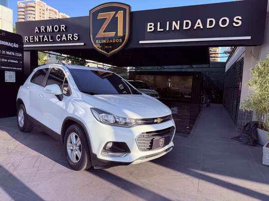CHEVROLET-TRACKER-2017