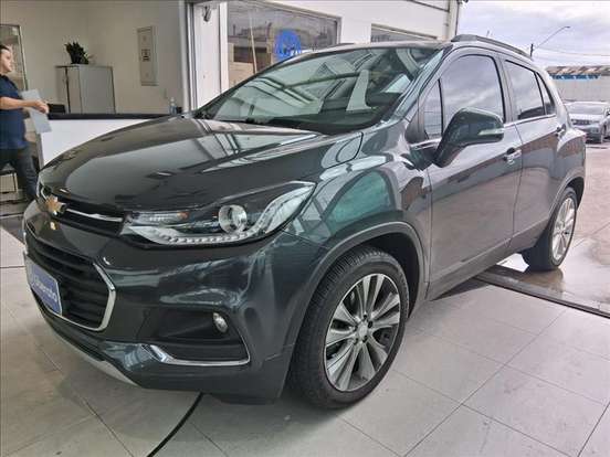 CHEVROLET-TRACKER-2018