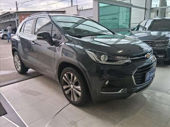 CHEVROLET-TRACKER-2018