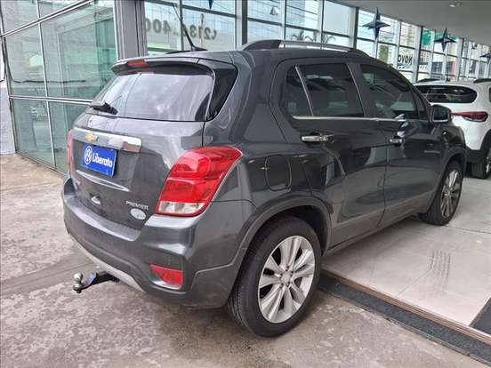 CHEVROLET-TRACKER-2018