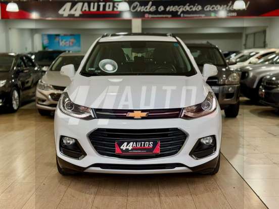 CHEVROLET-TRACKER-2018