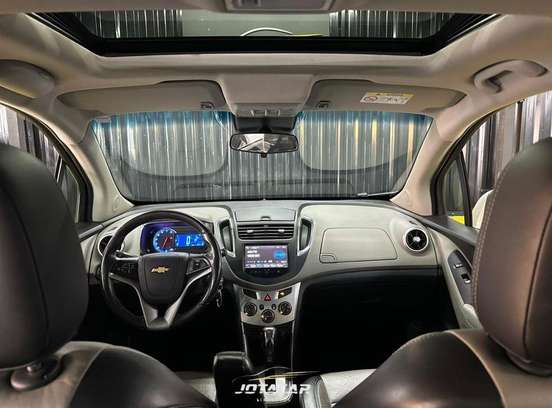 CHEVROLET-TRACKER-2015