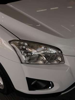 CHEVROLET-TRACKER-2016