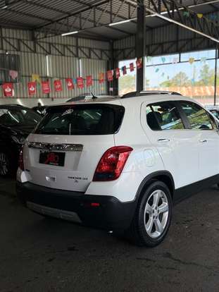 CHEVROLET-TRACKER-2016