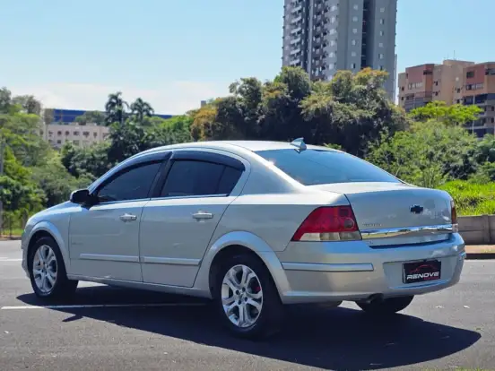 CHEVROLET-VECTRA-2.0 MPFI ELEGANCE 8V 140CV FLEX 4P AUTOMÁTICO CHEVROLET-VECTRA-2011