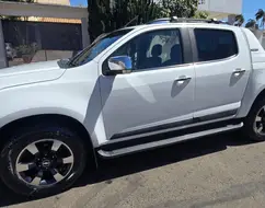 CHEVROLET S10 2.8 HIGH COUNTRY 4X4 CD 16V TURBO DIESEL 4P AUTOMÁTICO CHEVROLET S10 2.8 HIGH COUNTRY 4X4 CD 16V TURBO DIESEL 4P AUTOMÁTICO
