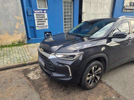 CHEVROLET-TRACKER-2023